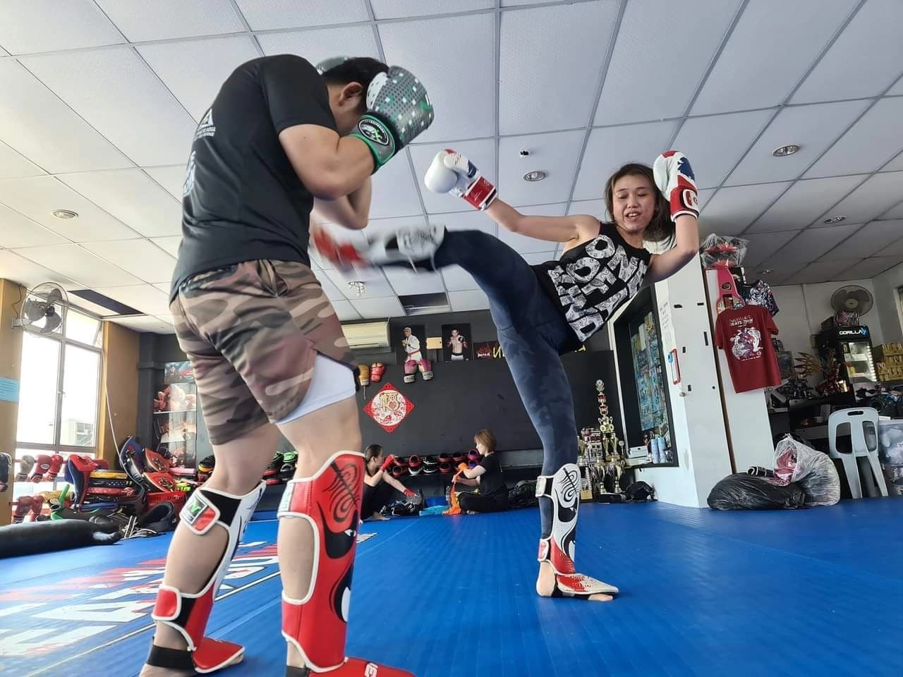 Latihan di Ultimate MMA Academy Johor Bahru
